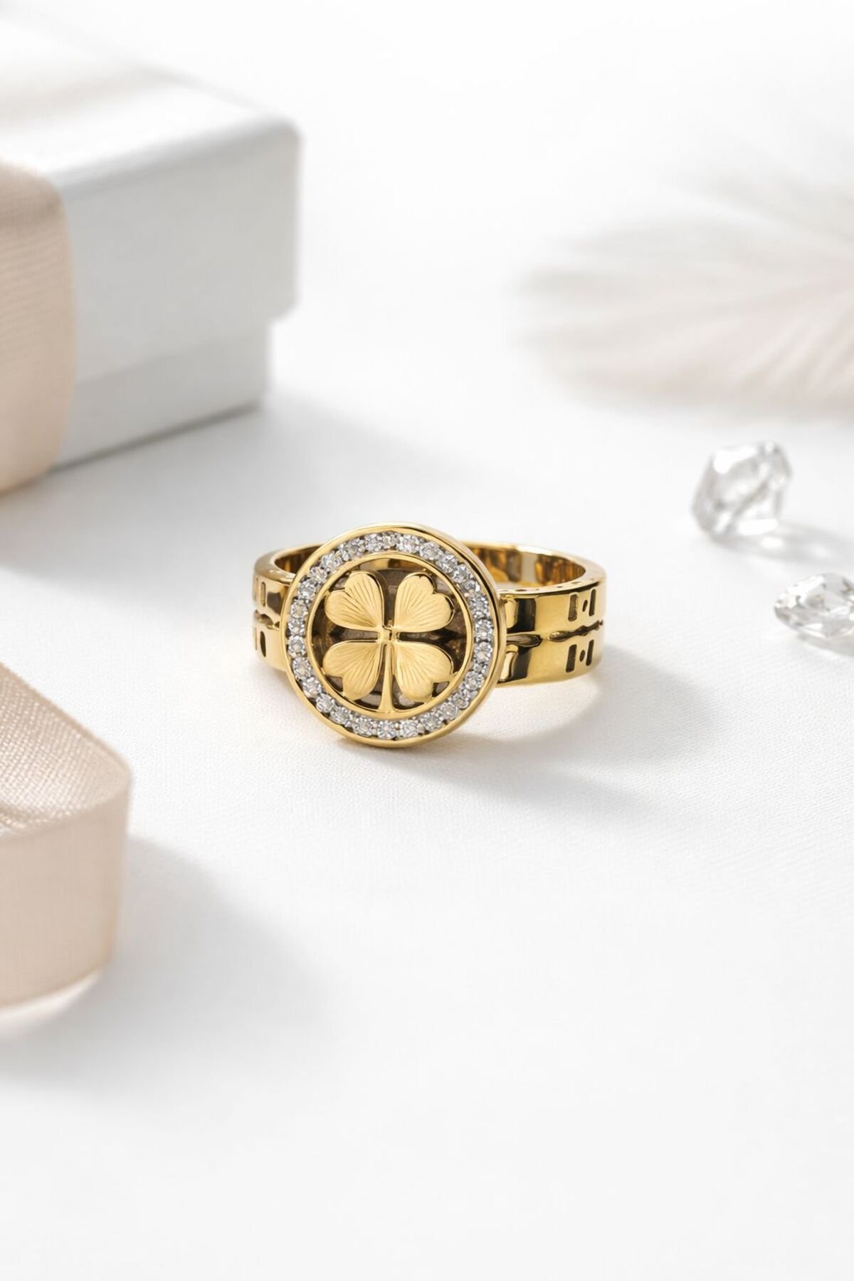 Yonca Detaylı Çelik Yüzük Kadın