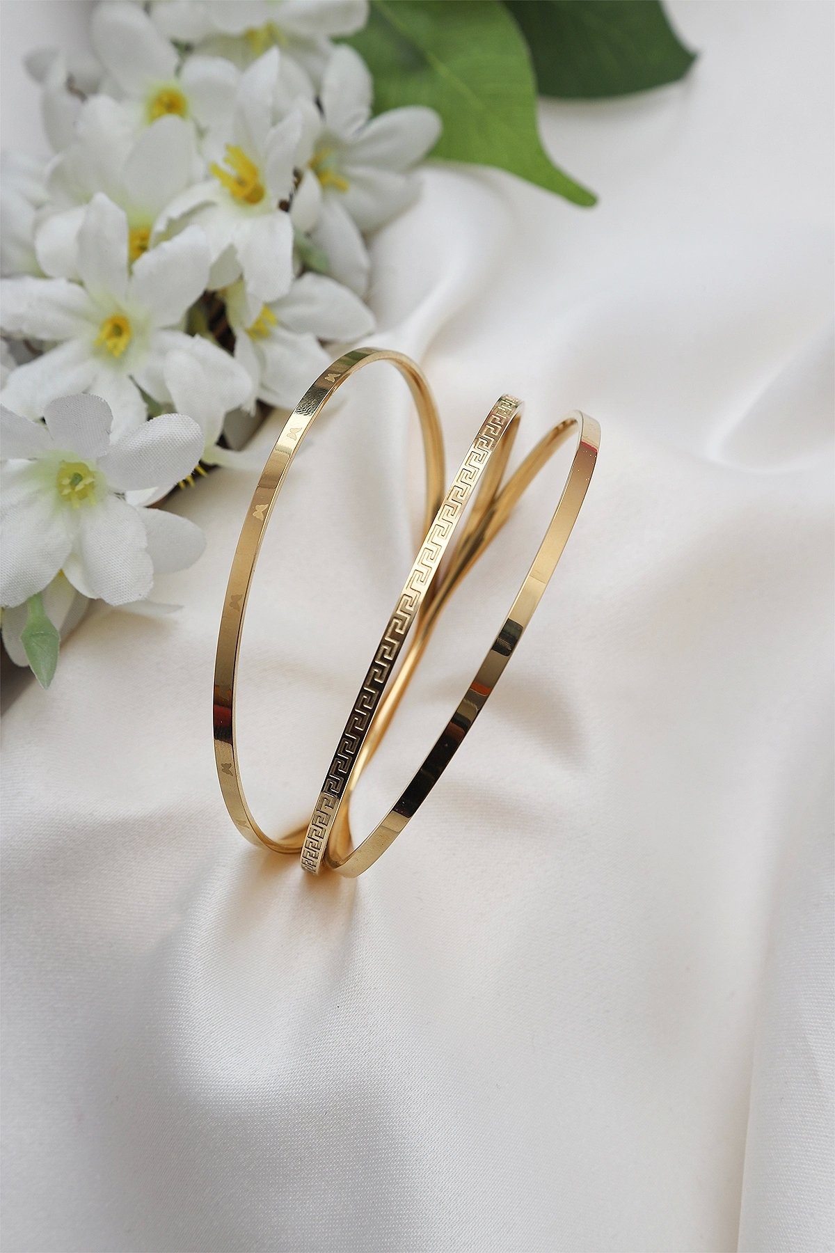 İşlemeli Çelik Ajda Bileklik