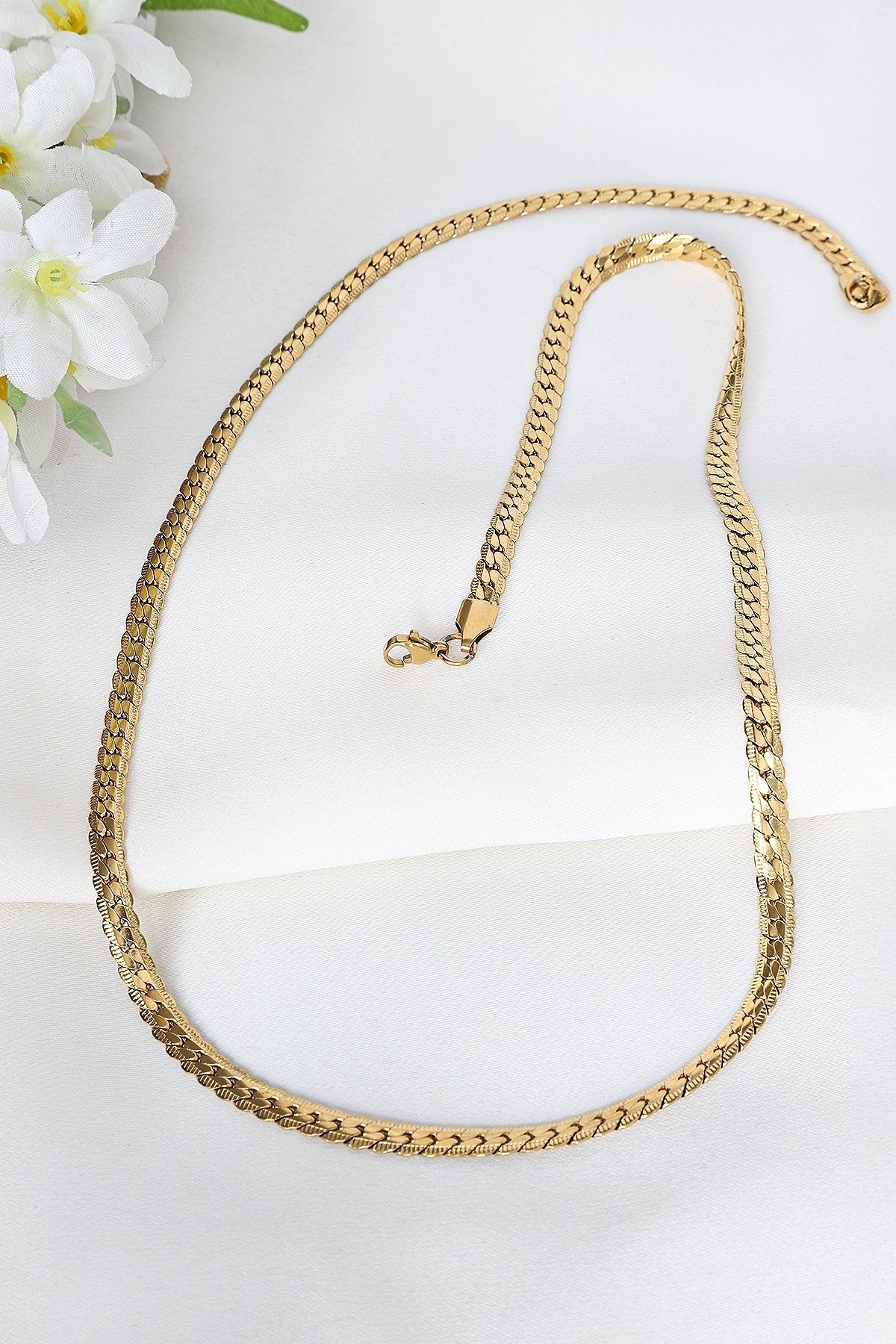 Gold Yassı Burgu Çelik Kolye