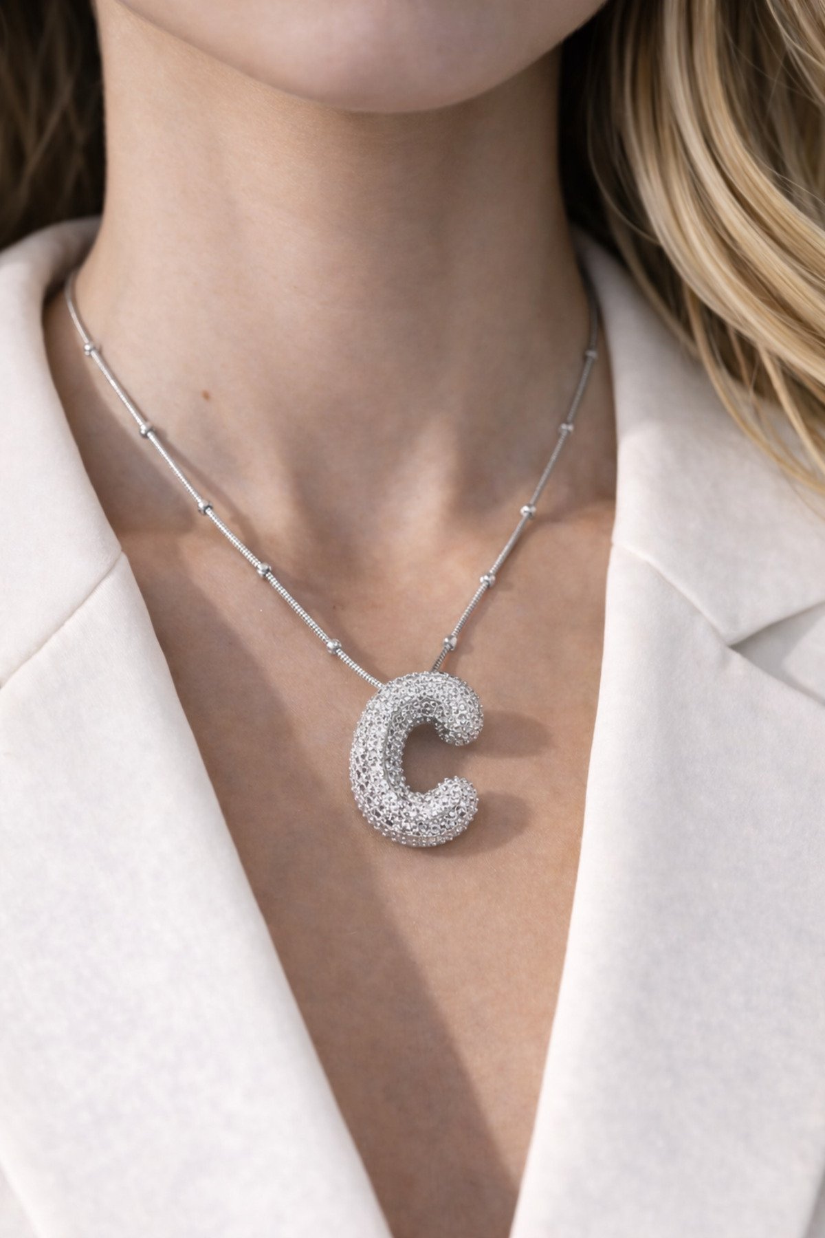 Çelik Zincirli Zirkon Taşlı C Harfli Gümüş Renk Bubble Kolye