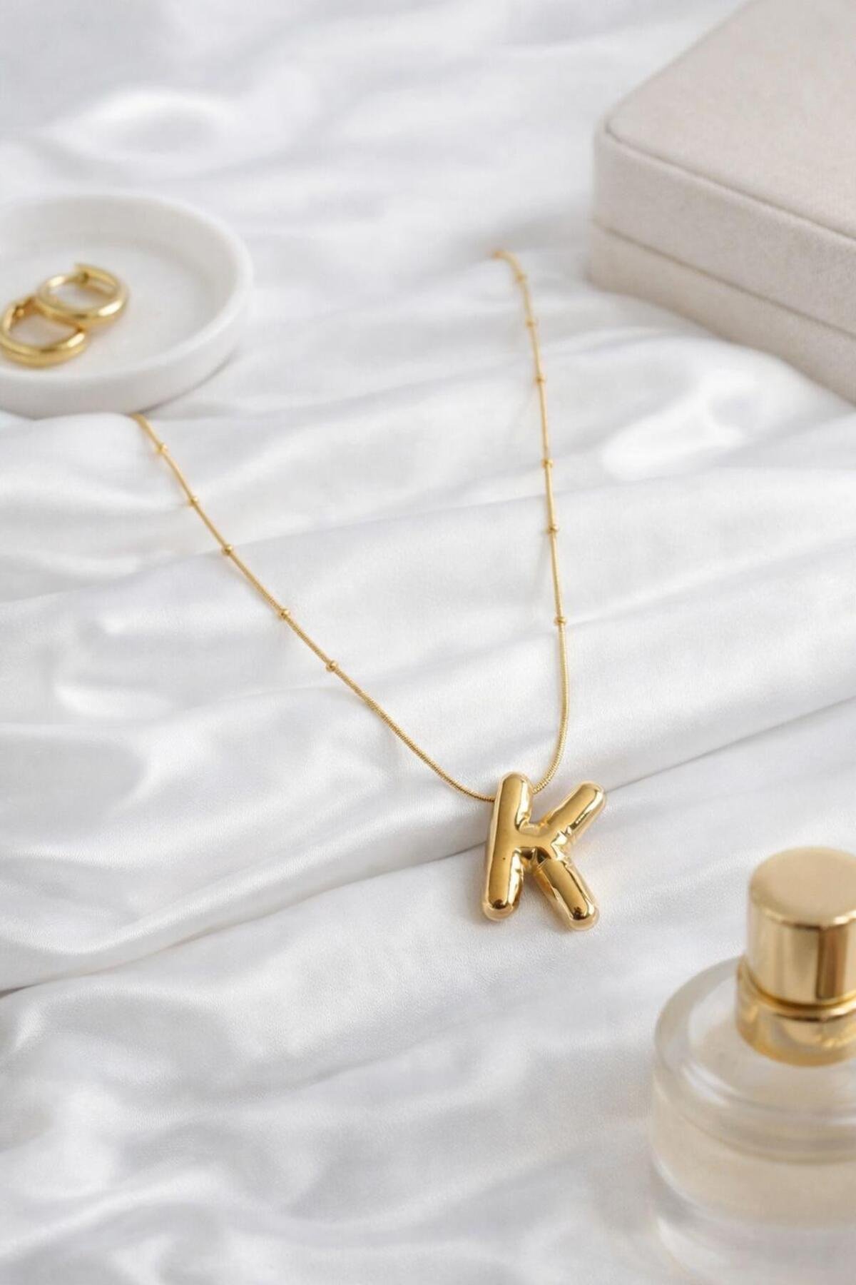 Çelik Zincirli K Harfli Gold Renk Bubble Kolye