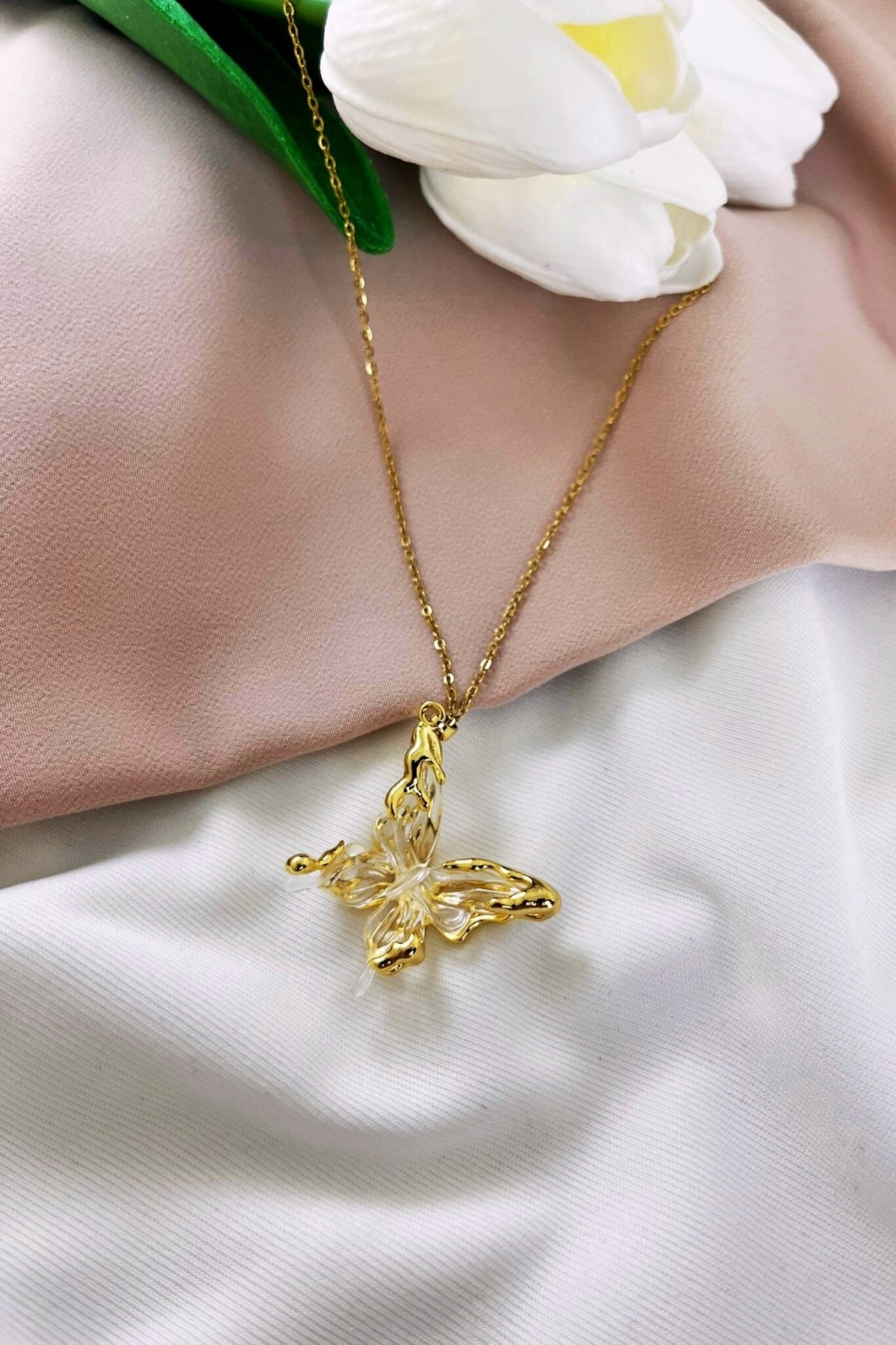 3 BOYUTLU KELEBEK ÇELİK KOLYE