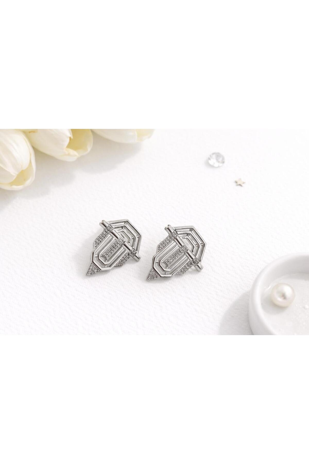 SERENAY MODEL ÇELİK KÜPE