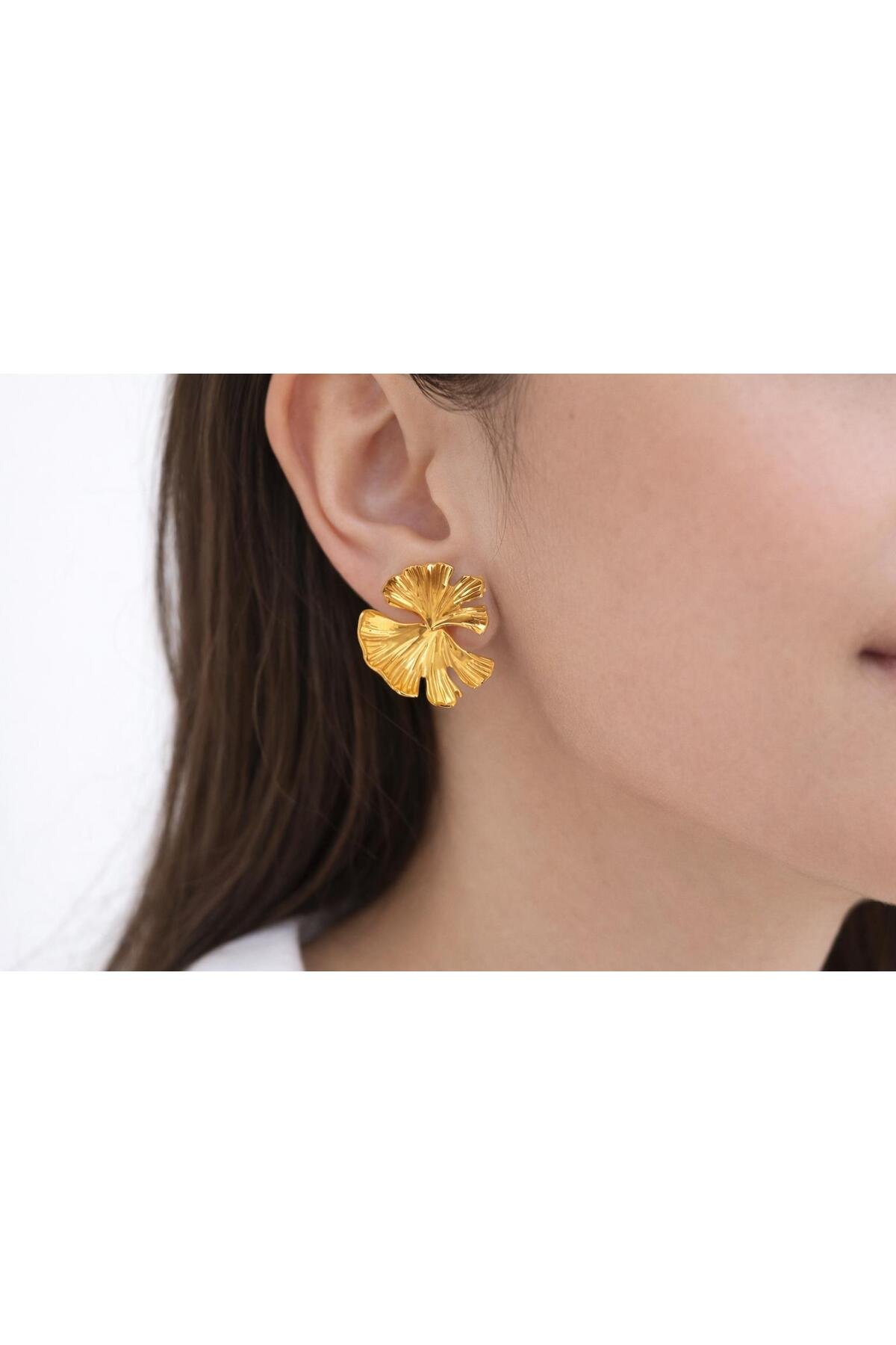 PLAKA GOLD İSTİRİDYE KÜPE